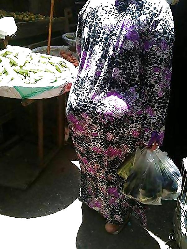 25P Egyptian mom ass