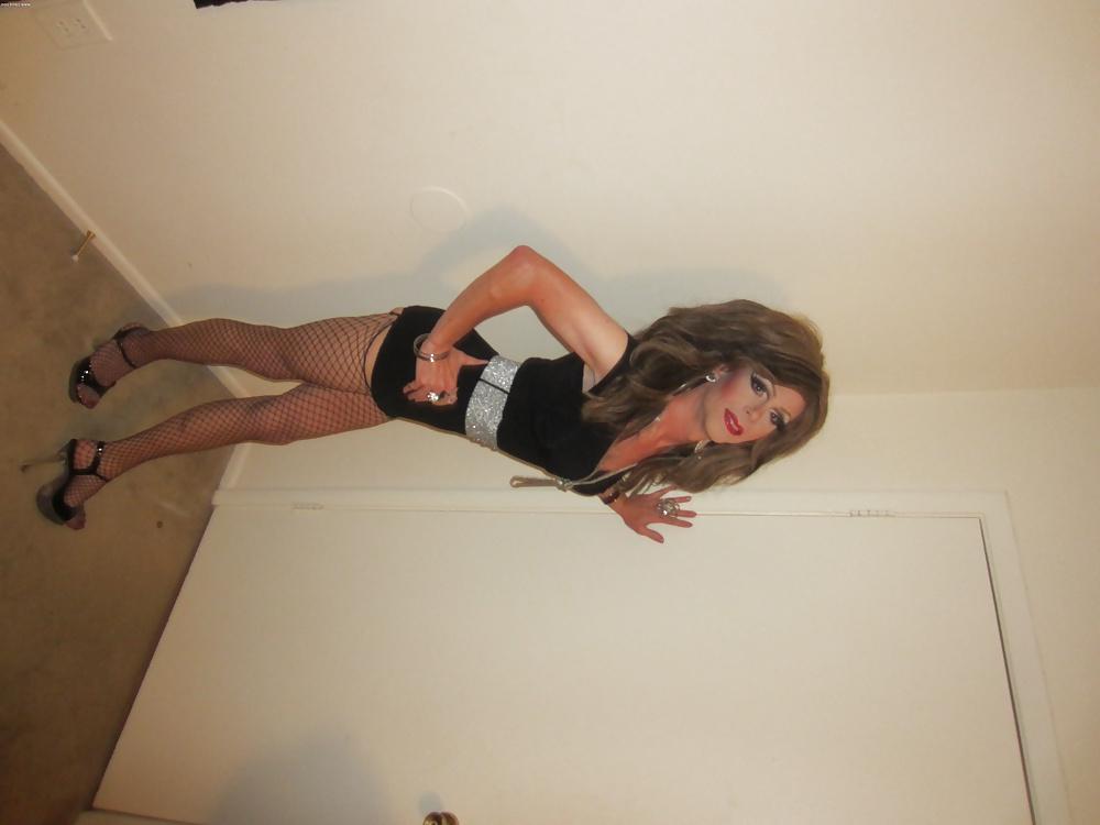 25P Cross dressed hot babes