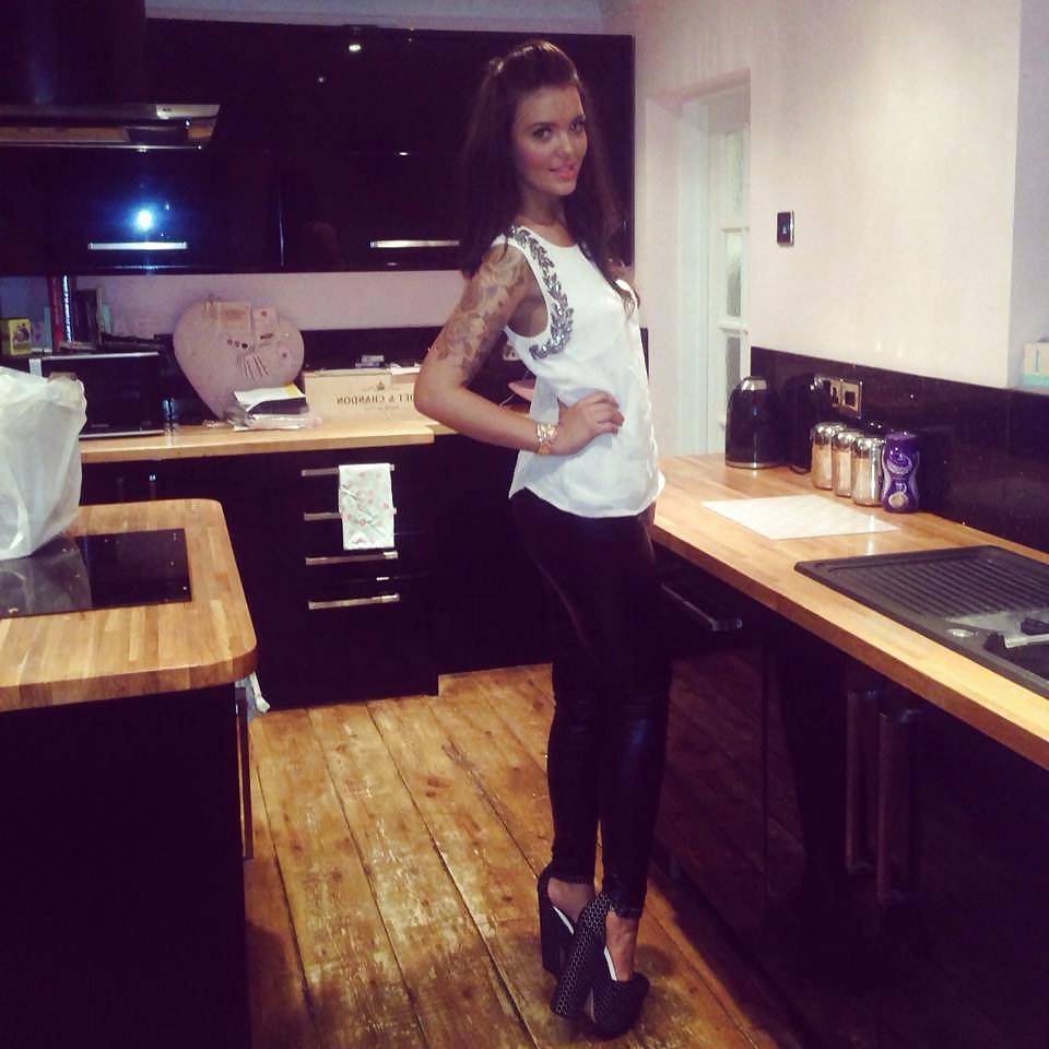 25P Anglaises en talon Engilsh babes in high heels ep8