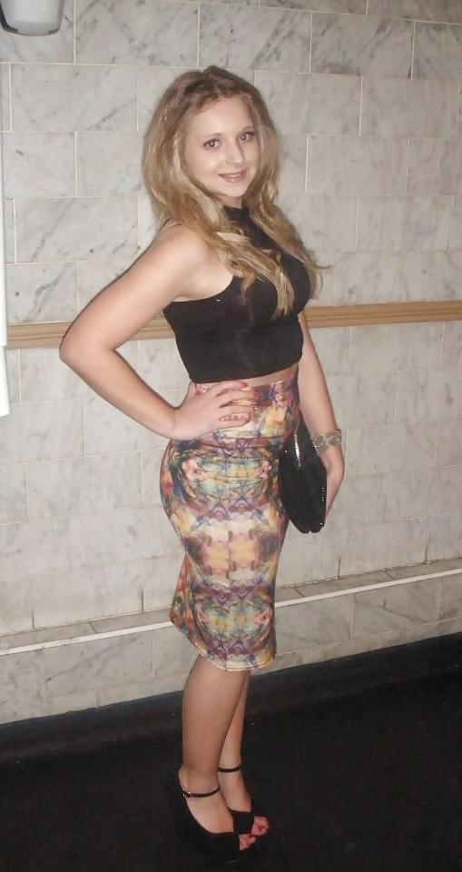25P Anglaises en talon Engilsh babes in high heels ep8