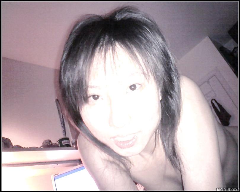 25P 0192 Horny Couple