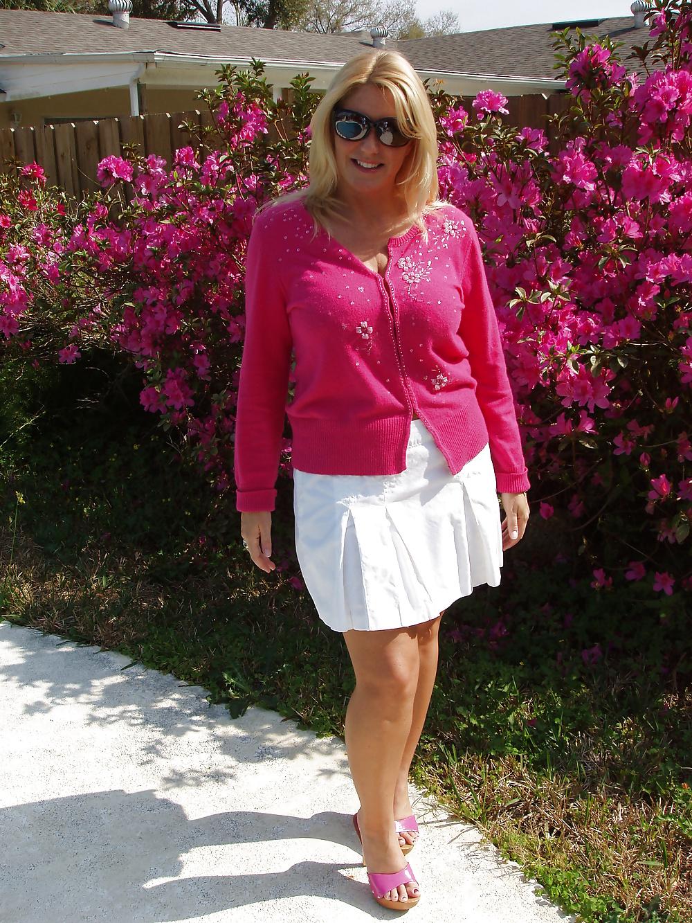 13P Mrs. Betty Boobman-pink flowers and big areolas