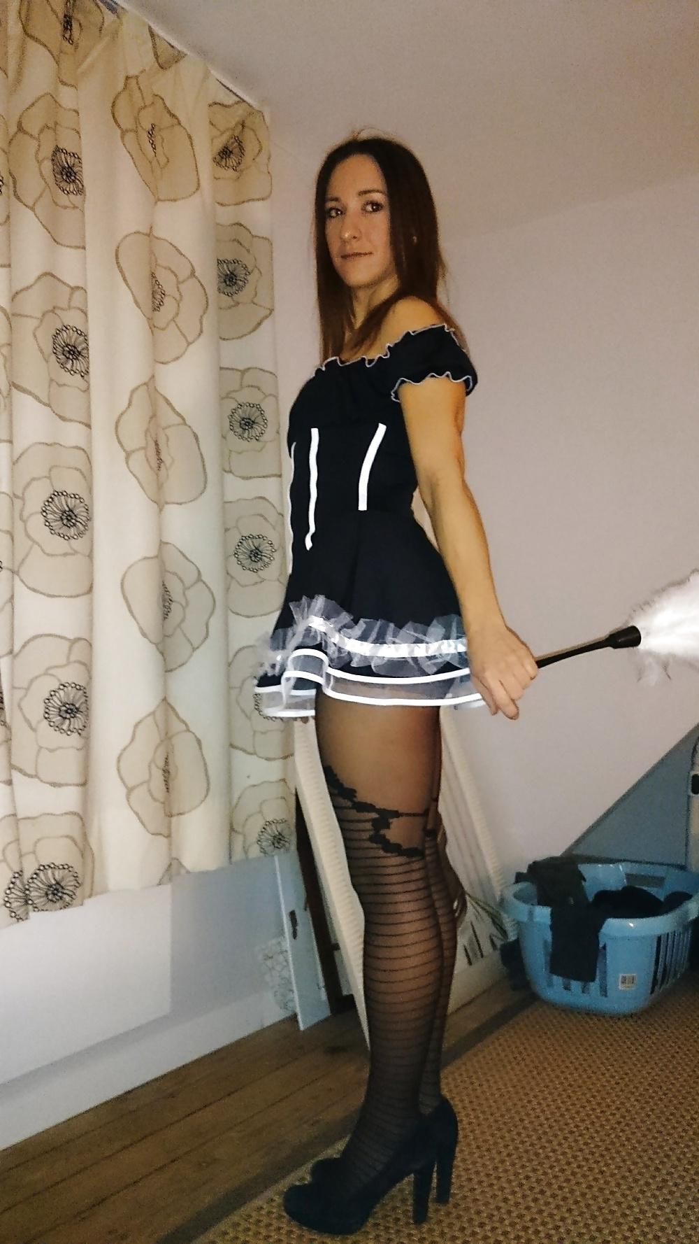 15P Got brunette maid