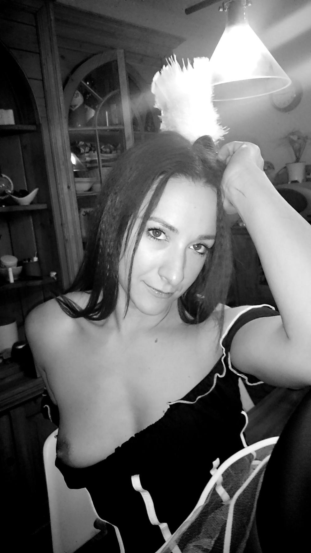 15P Got brunette maid