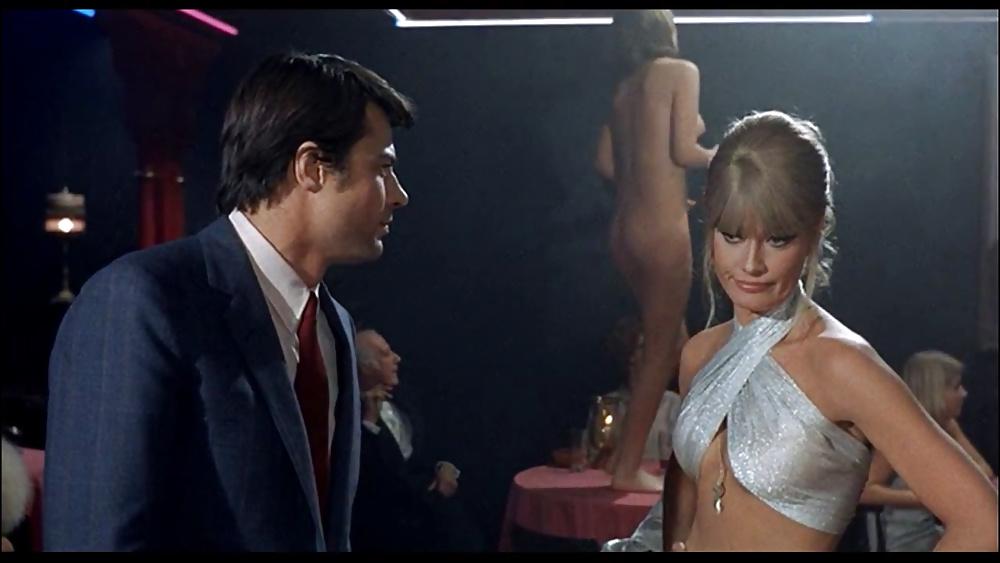25P Hot Babes From Cult Movies
