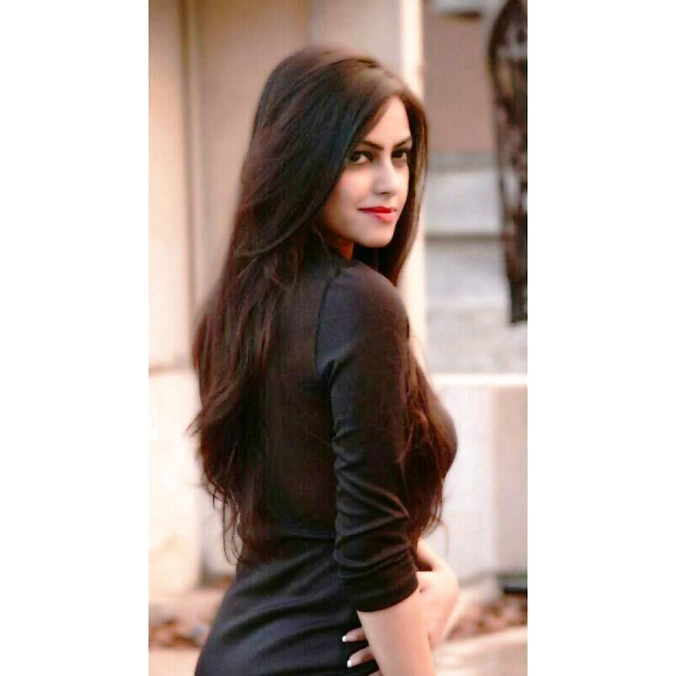 23P DESI HOT BABES