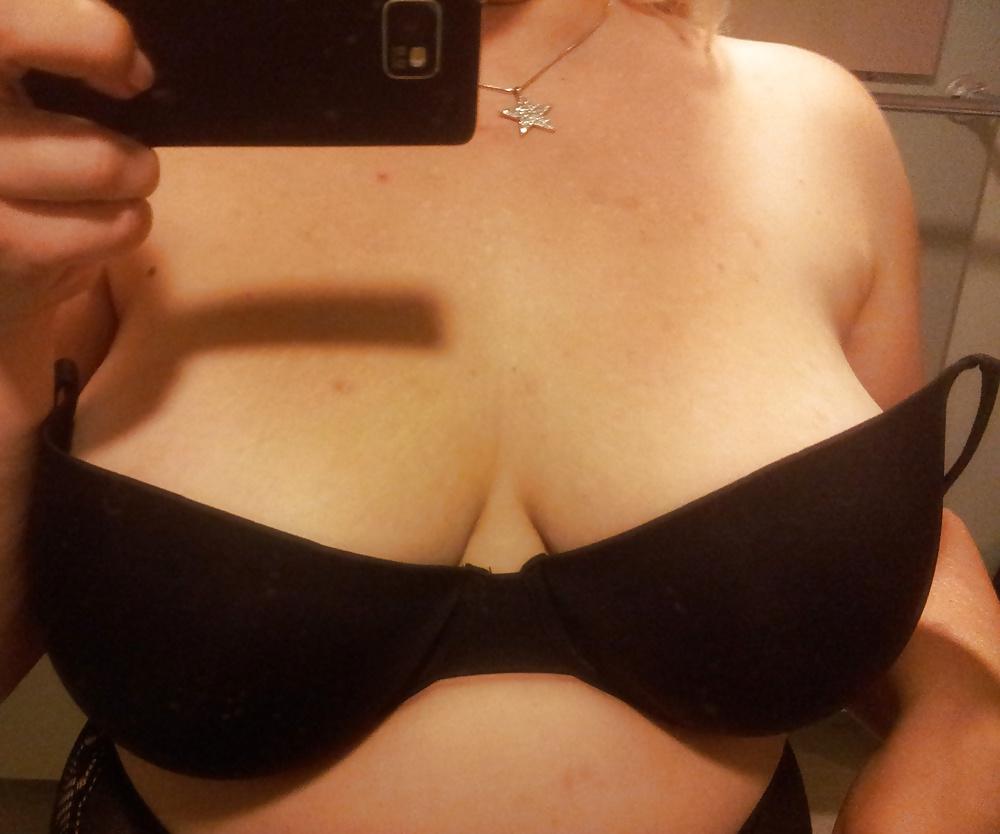 18P Boobs and stockings for you