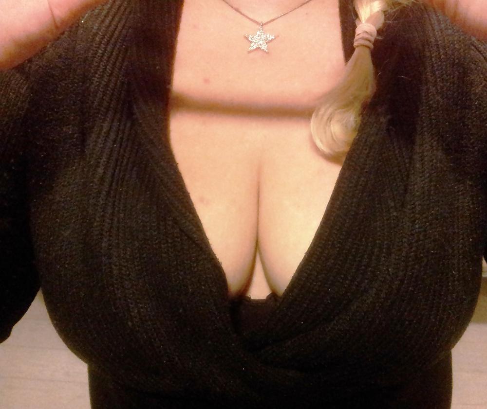 18P Boobs and stockings for you