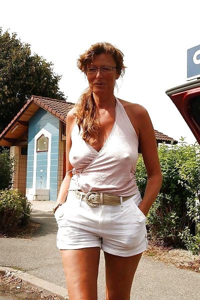 25P Big tits and big -long nipples ... my loves.