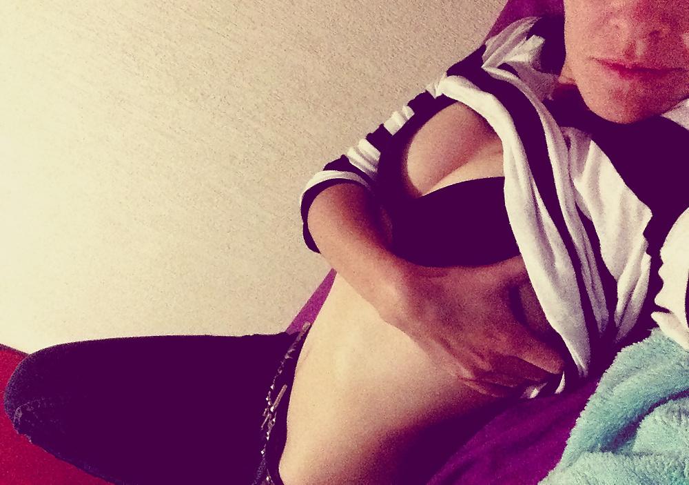 5P Average slut girl