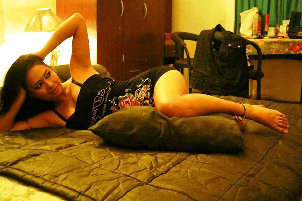 25P HOT NRI BABES
