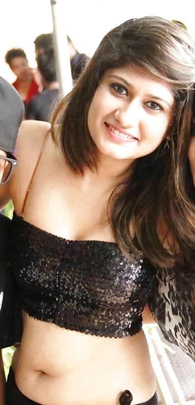 25P HOT NRI BABES