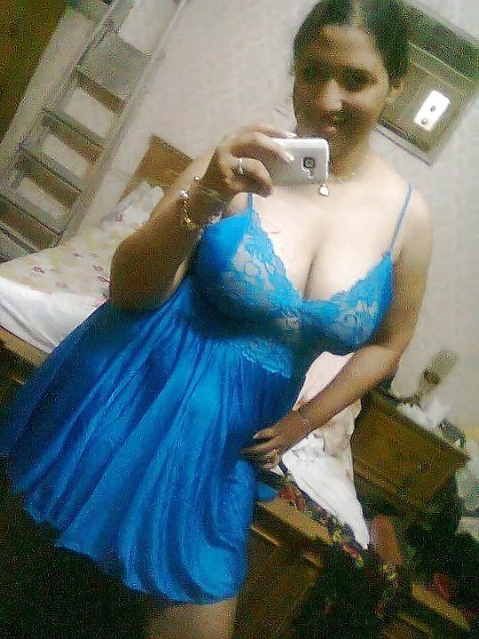 25P Egyptian wife 