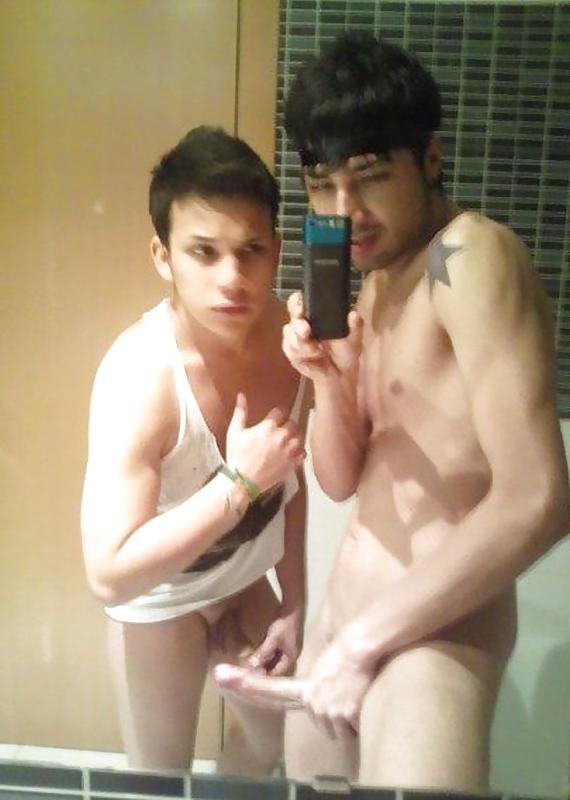6P Beautiful gay couples