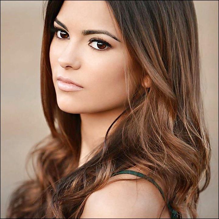 25P My friend Kyra Santoro