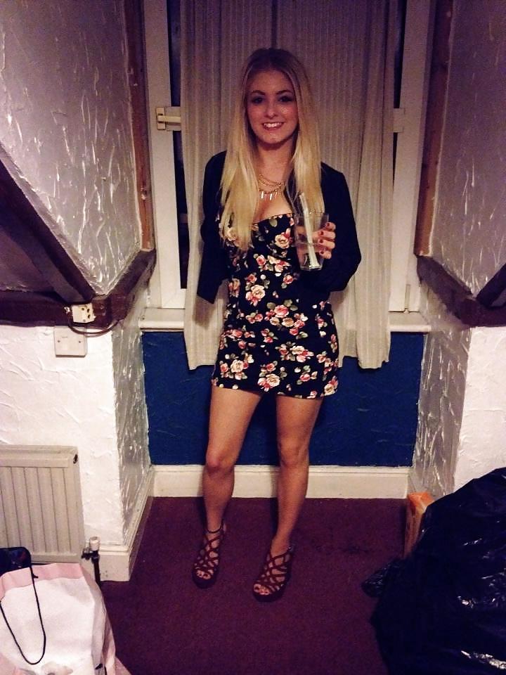 25P Anglaises en talon Engilsh babes in high heels ep9