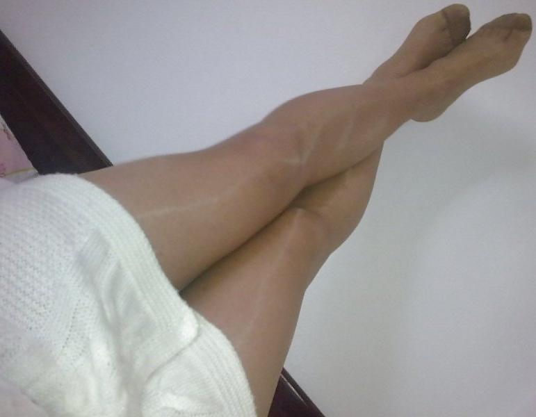 16P Sexy turkish shemale legs and boots