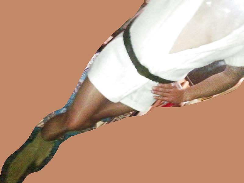 16P Sexy turkish shemale legs and boots