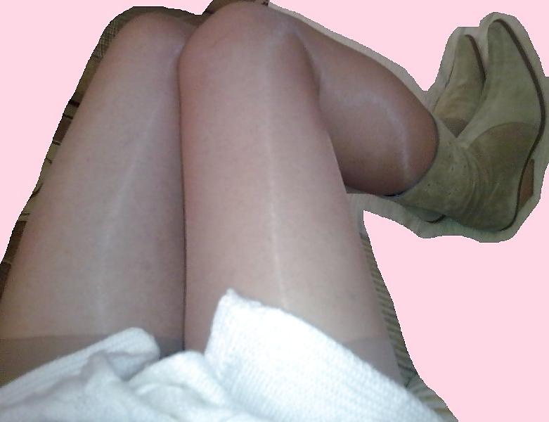 16P Sexy turkish shemale legs and boots