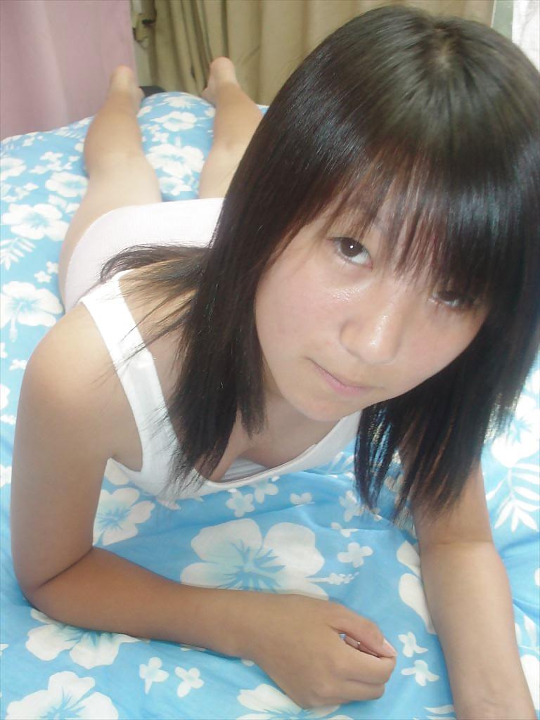 20P Japanese Girl Friend 255