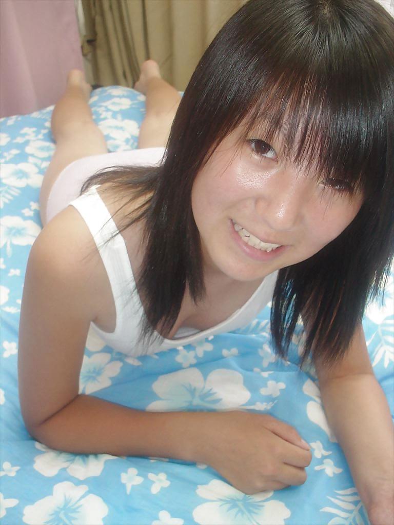 20P Japanese Girl Friend 255