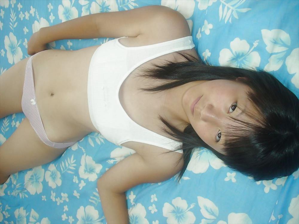 20P Japanese Girl Friend 255