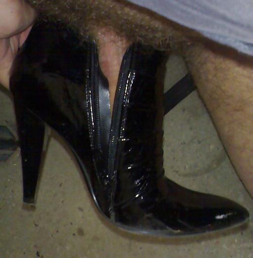 7P Cum on gf patent leather boots
