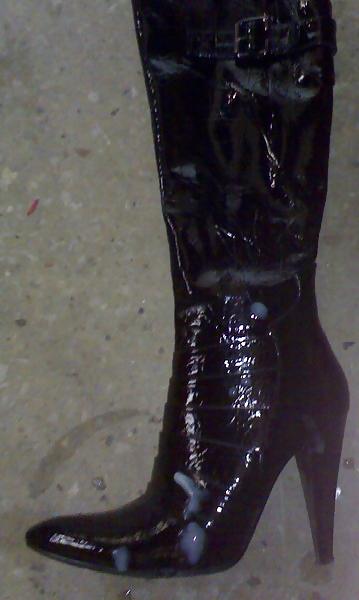7P Cum on gf patent leather boots