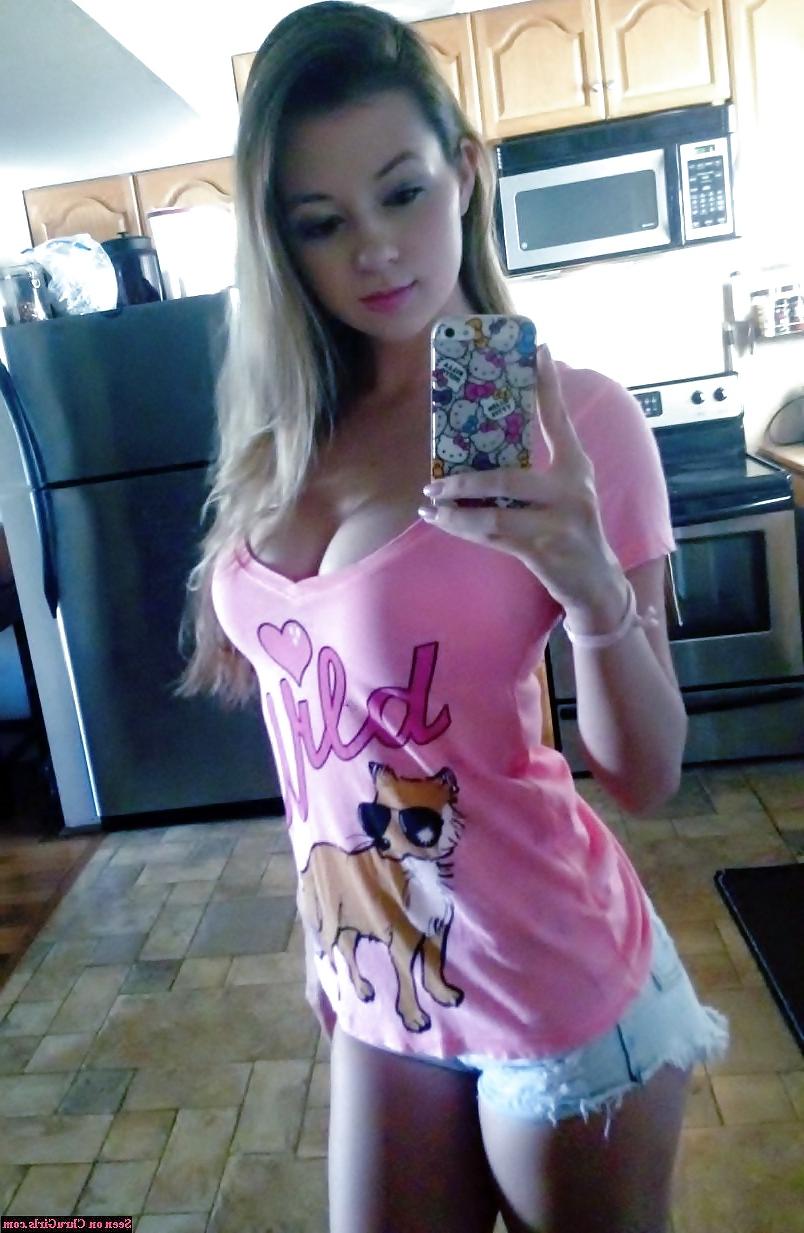 25P Big Tits - Sexy - Cleavage