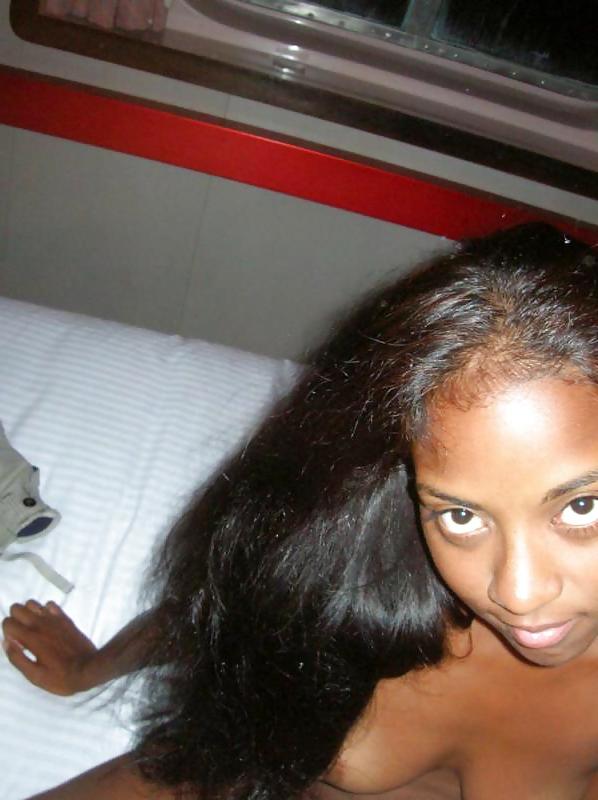 17P Sweet ebony girlfriend