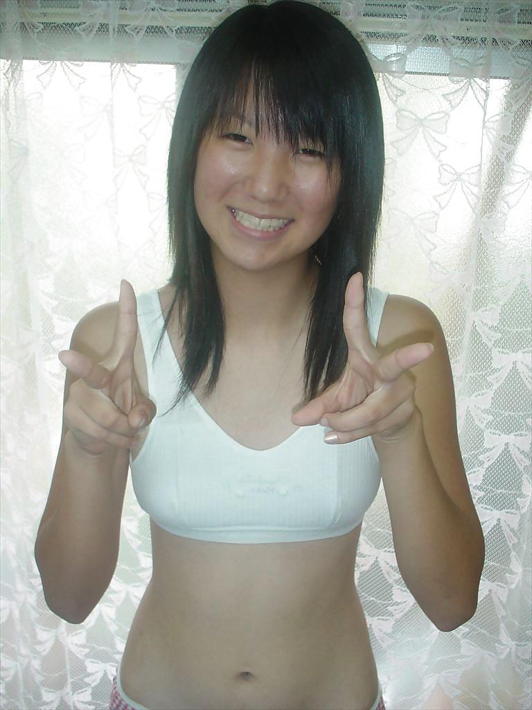 20P Japanese Girl Friend 256