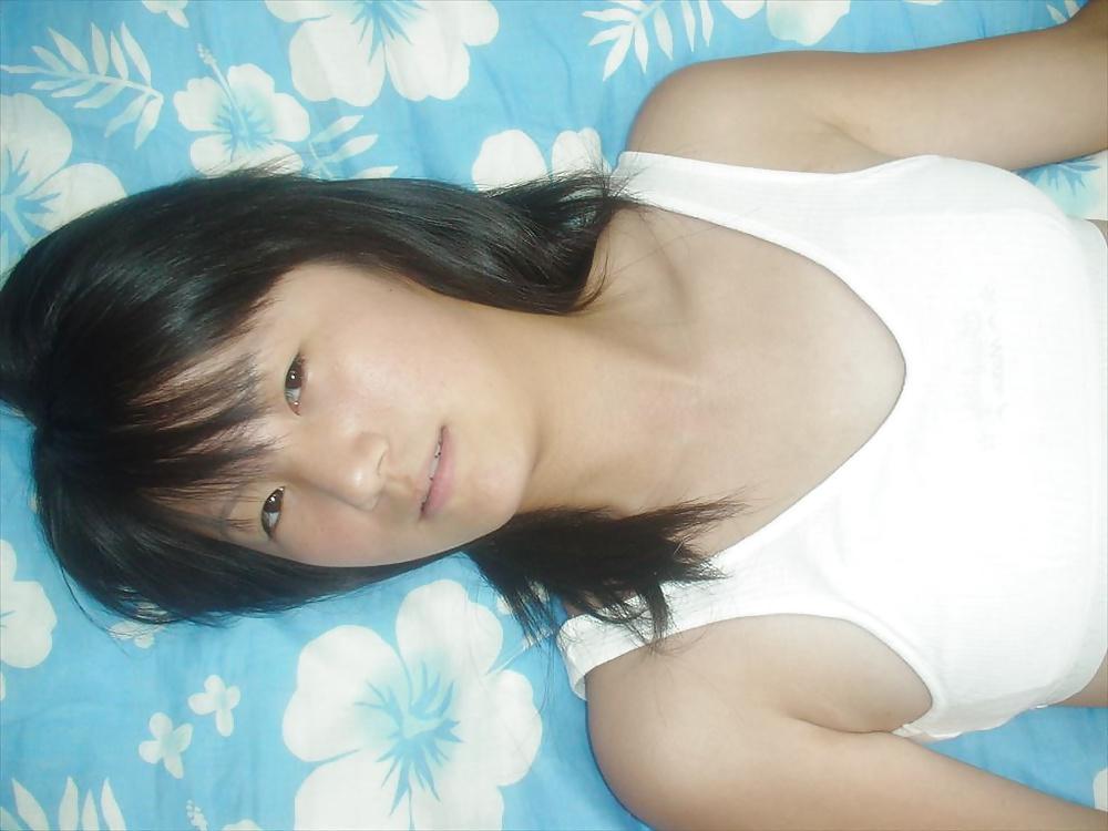 20P Japanese Girl Friend 256