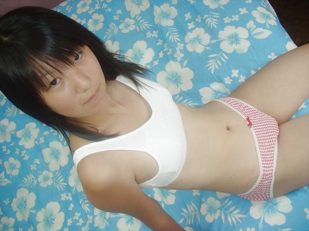 20P Japanese Girl Friend 256