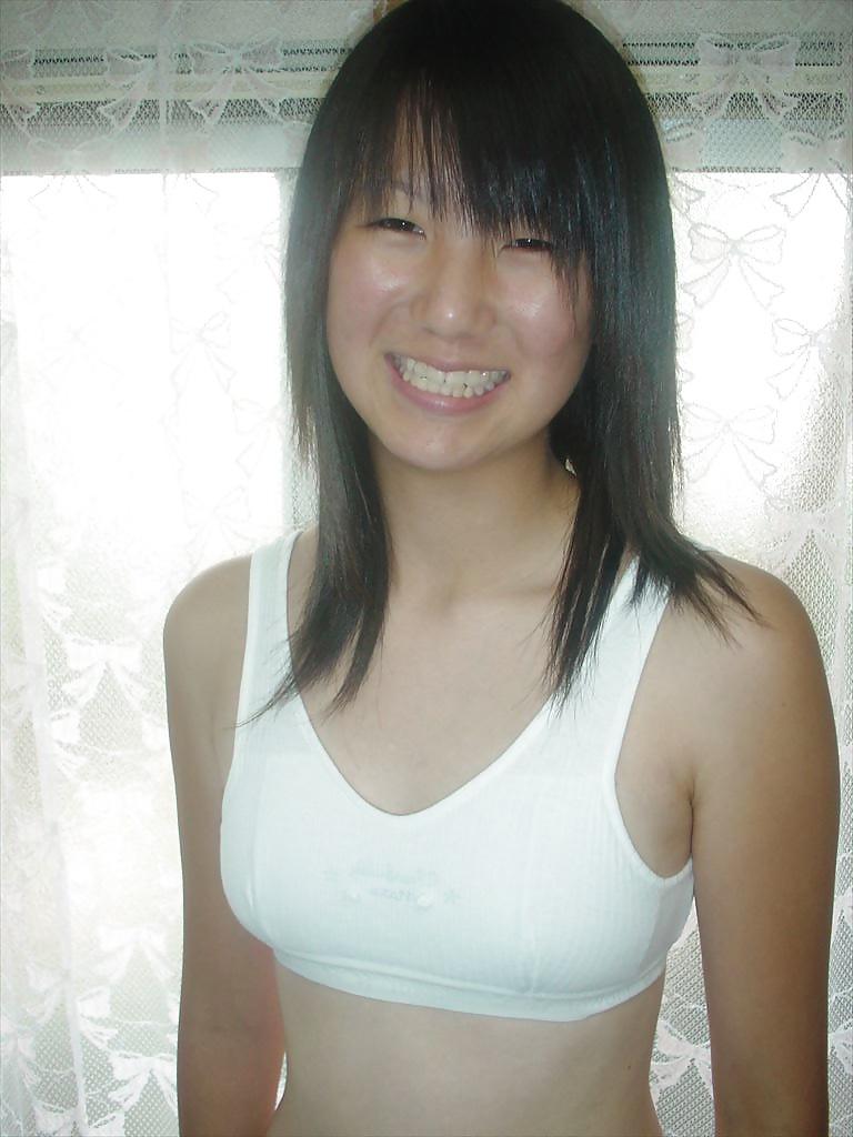 20P Japanese Girl Friend 256