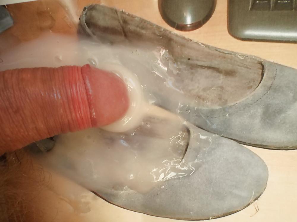 25P TOMBOS SEXY WIFE AND MY SPERM