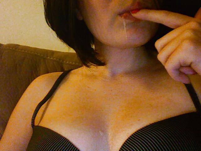 25P Lola (Spit Fetish)