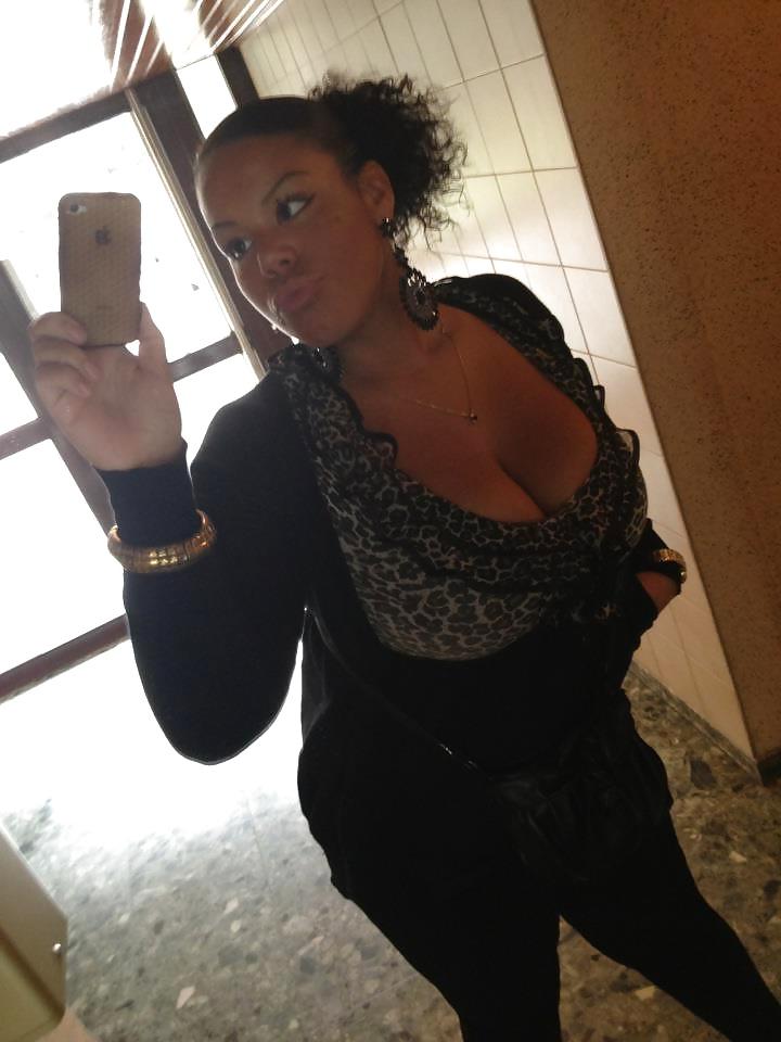 25P Beurette melanie