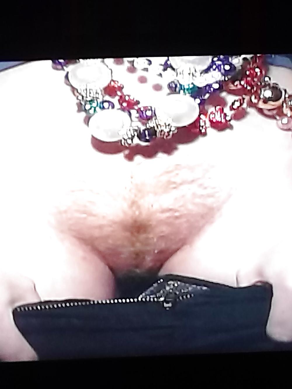 20P Mardi gras pussy