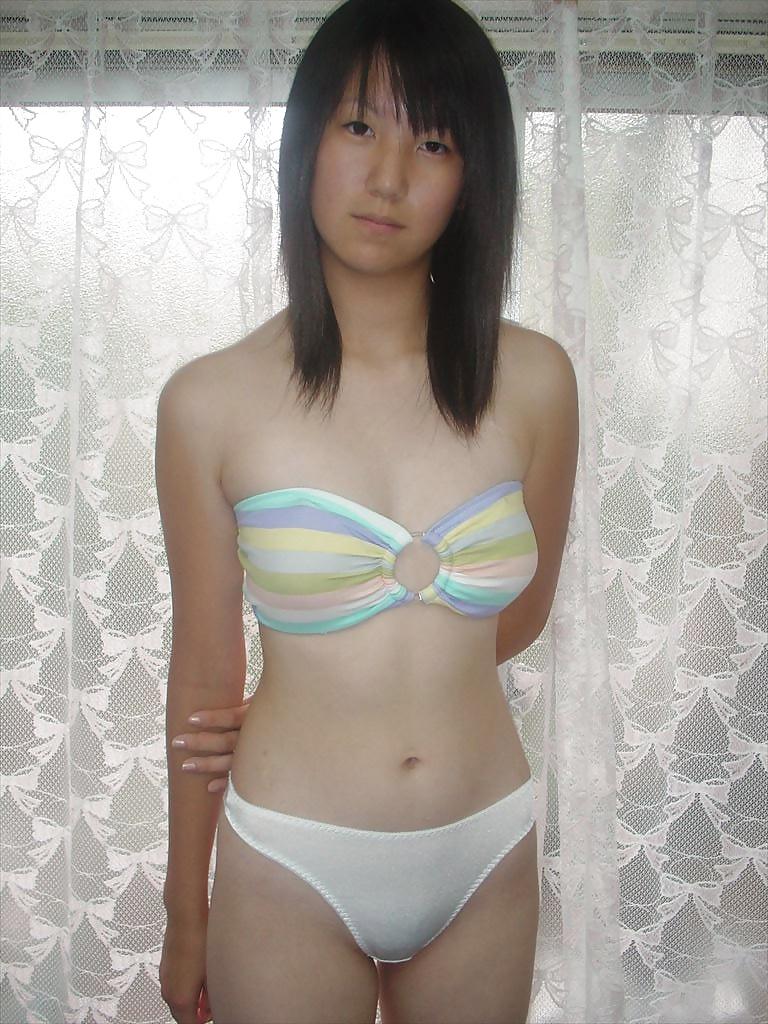 20P Japanese Girl Friend 257