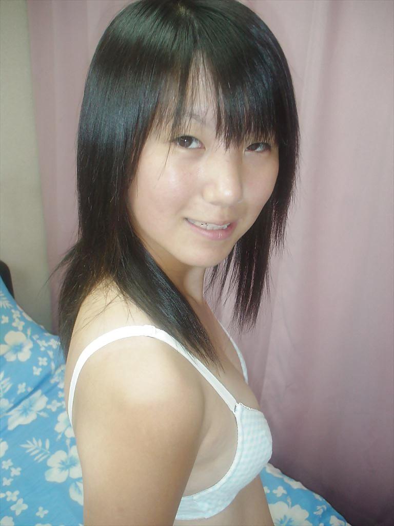 20P Japanese Girl Friend 257