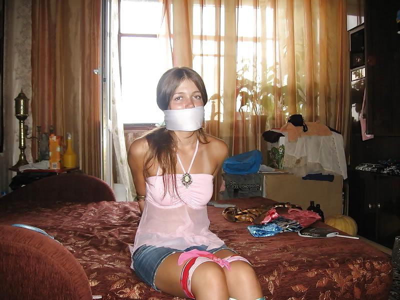 25P Bondage teens