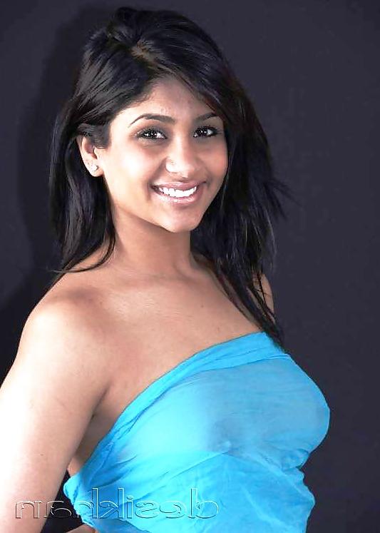 25P SEXY & HOT BABES