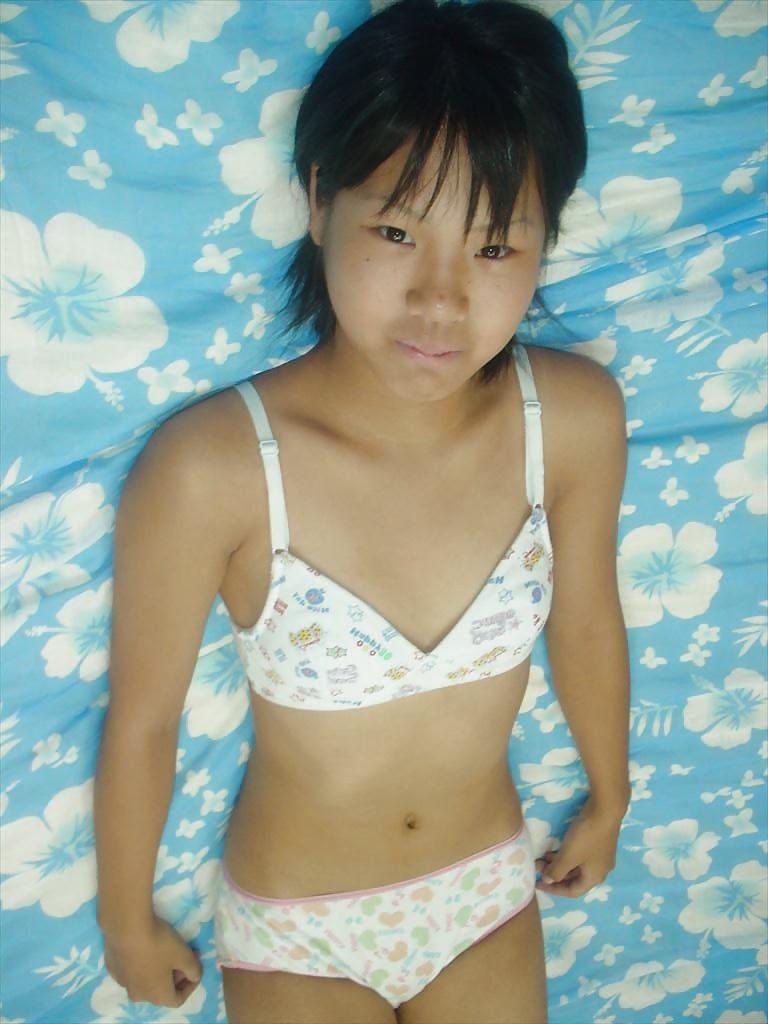 20P Japanese Girl Friend 258