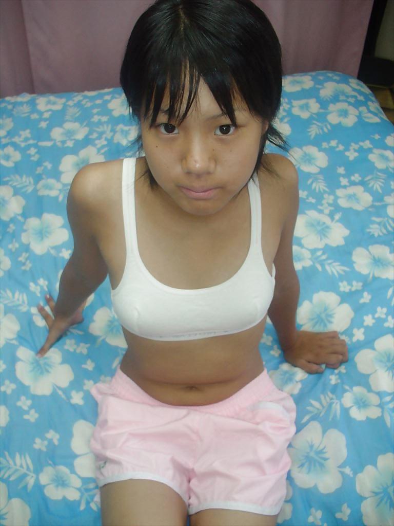 20P Japanese Girl Friend 258