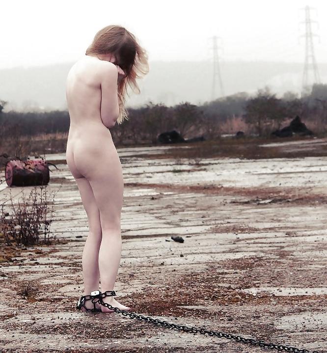 25P 7. Bondage outdoor