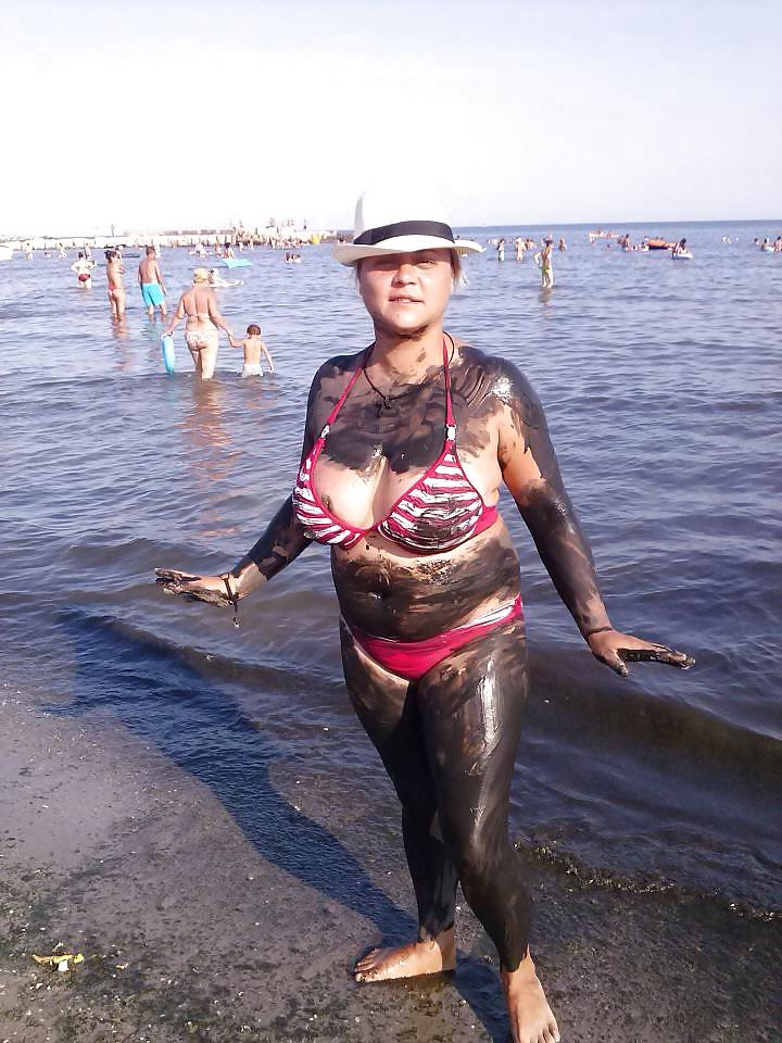 15P Romanian Huge Tits Amateur 33