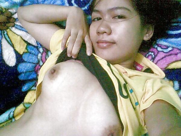 5P Indonesian Hijab Boobs