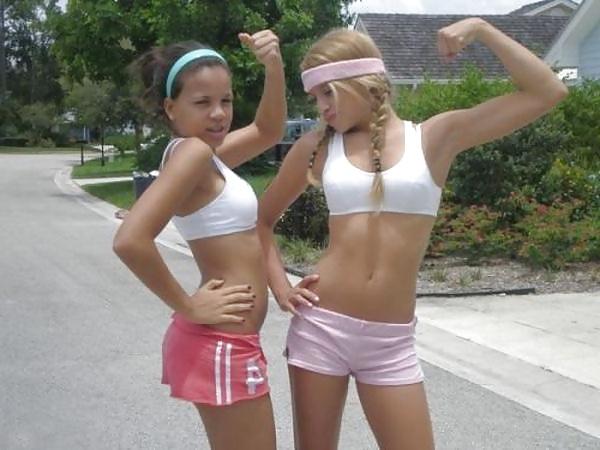 25P Sweet crazy naughty lesbians - just friends - hehe
