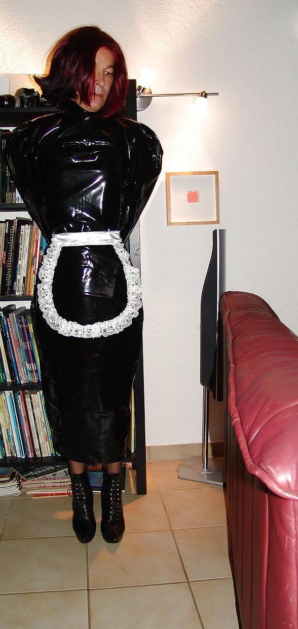12P Slavinia-maid