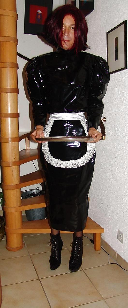 12P Slavinia-maid